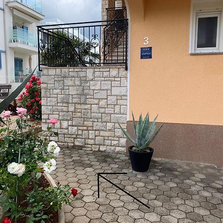 Apartments Kivi Novigrad Istria Exteriér fotografie