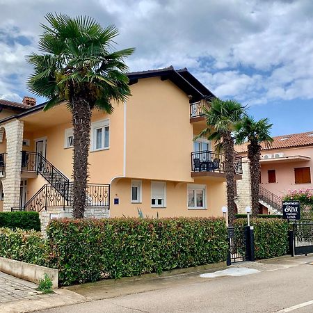 Apartments Kivi Novigrad Istria Exteriér fotografie