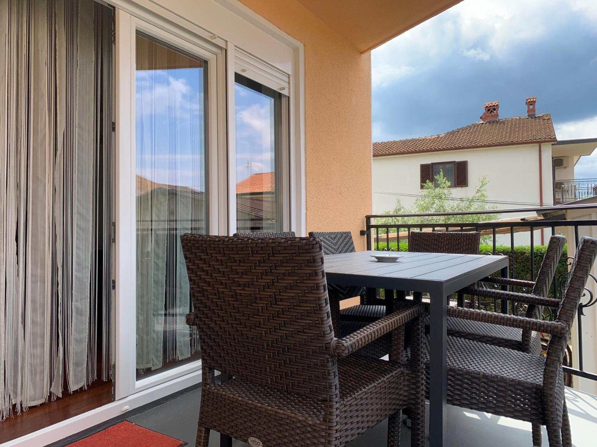 Apartments Kivi Novigrad Istria Exteriér fotografie